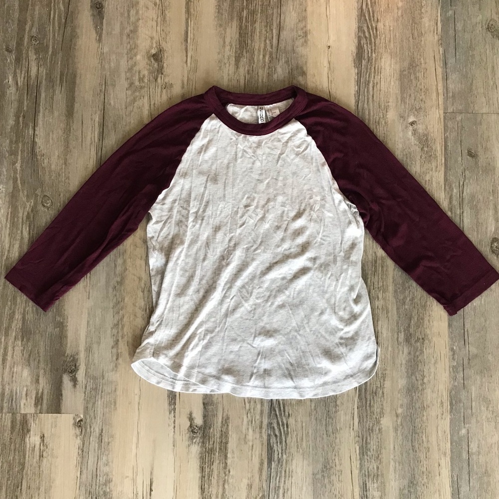 H&M Basic: Light Grey and Maroon Baseball Tee